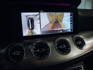 Mercedes-Benz E Kupé 220d AMG 143 kW