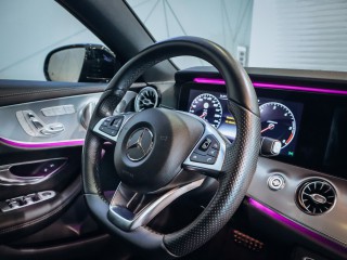 Mercedes-Benz E Kupé 220d AMG 143 kW