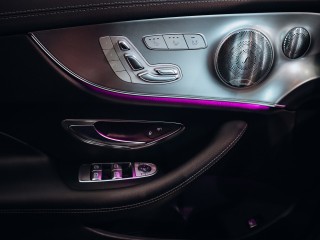 Mercedes-Benz E Kupé 220d AMG 143 kW