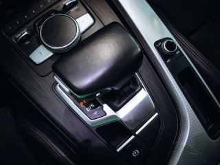 Audi A4 2.0TDI, AT Quattro