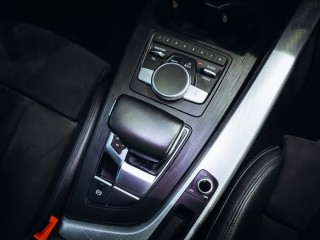 Audi A4 2.0TDI, AT Quattro