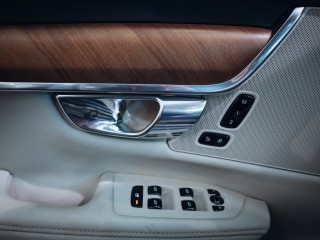 Volvo S90 2.0 D5 AWD Inscription 173kW