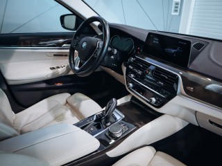 BMW 530d xDrive 195kW Luxury Line