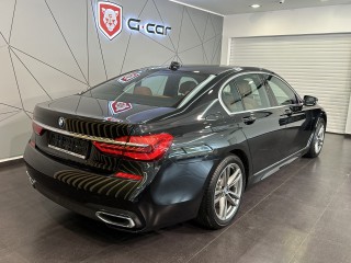 BMW 730d xDrive M-Sport 195kW