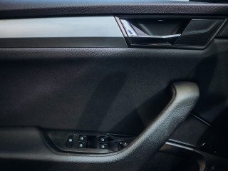 Škoda Superb 2.0TDI 140kW 4x4, Ambition DSG