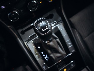 Škoda Superb 2.0TDI 140kW 4x4, Ambition DSG