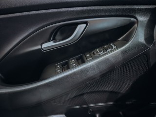 Hyundai i30 kombi 1.6 CRDi Style AT 100KW