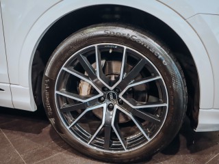 Audi Q8 55TFSI Quattro Sline 250kW