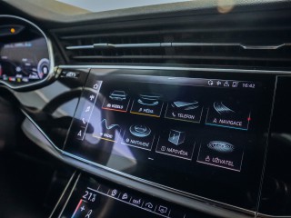 Audi Q8 55TFSI Quattro Sline 250kW