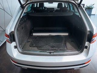 Škoda Superb Scout 2.0TDI DSG, LED MATRIX