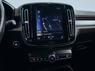 Volvo XC40 T5 AWD R-Design