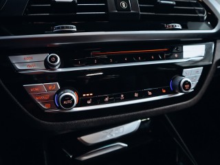 BMW X3 30i xDrive 185 kW xLINE