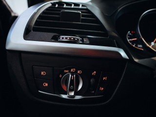 BMW X3 30i xDrive 185 kW xLINE