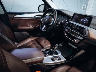 BMW X3 30i xDrive 185 kW xLINE