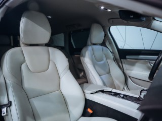 Volvo V90 D5 Momentum 173 kW AWD