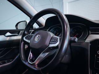Volkswagen Passat 1.5TSi, Elegance 110 kW