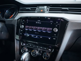 Volkswagen Passat 1.5TSi, Elegance 110 kW