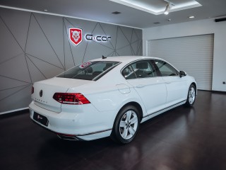 Volkswagen Passat 1.5TSi, Elegance 110 kW