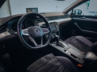 Volkswagen Passat 1.5TSi, Elegance 110 kW