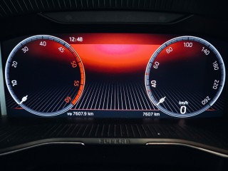 Škoda Superb L&K 4x4, 147 kW, TAŽNÉ, PANO