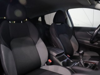 Nissan Qashqai 1.3 DIG-T 140 N-Connecta