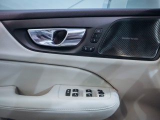 Volvo V60 T8 Inscription AWD