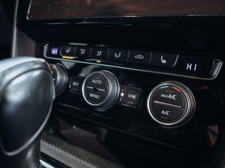 Volkswagen Passat 1.5TSi, Elegance 110 kW