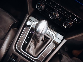 Volkswagen Passat 2.0TDI, R-Line 140 kW