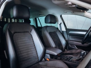 Volkswagen Passat 2.0TDI, R-Line 140 kW