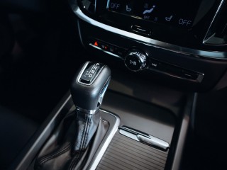 Volvo V60 D4 FWD Drive-E Momentum Auto