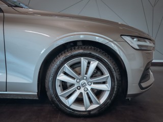 Volvo V60 D4 FWD Drive-E Momentum Auto