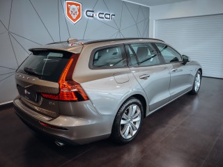 Volvo V60 D4 FWD Drive-E Momentum Auto