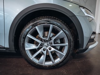 Škoda Superb Scout 2.0TDI DSG, LED MATRIX