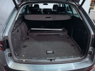 Škoda Superb Scout 2.0TDI DSG, LED MATRIX