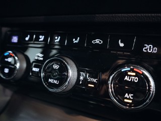 Škoda Superb 2.0 TDI 110kW DSG *REZERVACE*