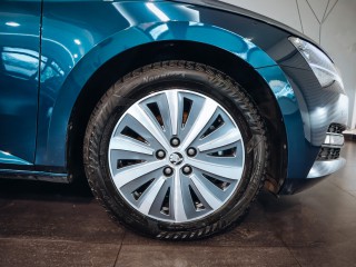 Škoda Superb 2.0 TDI 110kW DSG *REZERVACE*