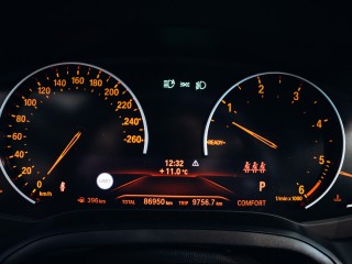BMW 330d M-paket