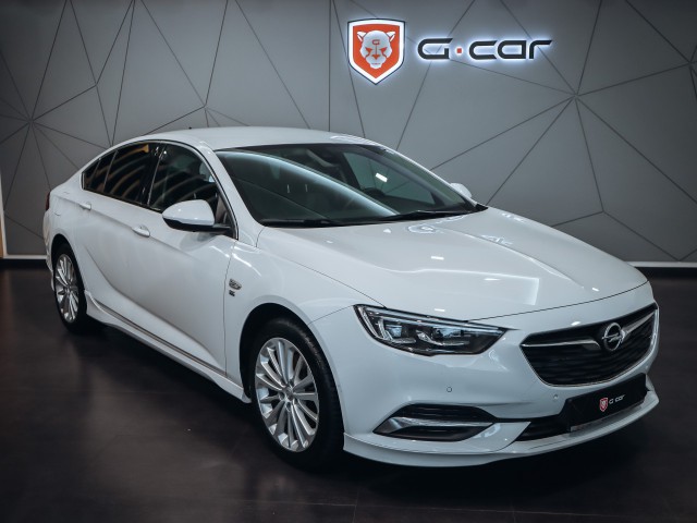 Opel Insignia 1.6 Turbo OPC - Rezervace