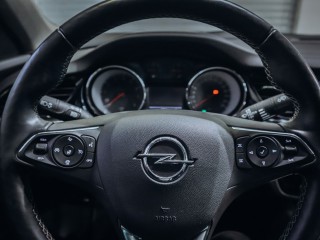 Opel Insignia 1.6 Turbo OPC - Rezervace