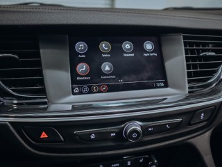 Opel Insignia 1.6 Turbo OPC - Rezervace