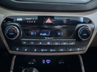 Hyundai Tucson 2.0CRDI 4WD Premium 136kW