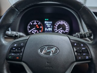 Hyundai Tucson 2.0CRDI 4WD Premium 136kW