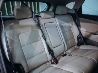 Hyundai Tucson 2.0CRDI 4WD Premium 136kW