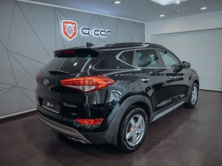 Hyundai Tucson 2.0CRDI 4WD Premium 136kW