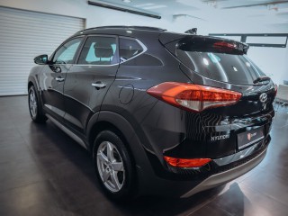 Hyundai Tucson 2.0CRDI 4WD Premium 136kW