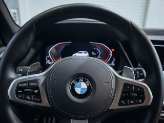BMW X5 40i xDrive, M-Paket REZERVACE