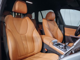 BMW X5 40i xDrive, M-Paket REZERVACE