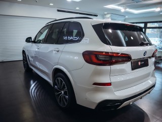BMW X5 40i xDrive, M-Paket REZERVACE