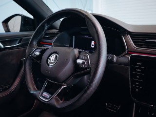 Škoda Superb 2.0 TSI 206kW SportLine 4x4