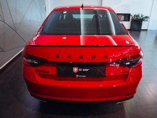 Škoda Superb 2.0 TSI 206kW SportLine 4x4